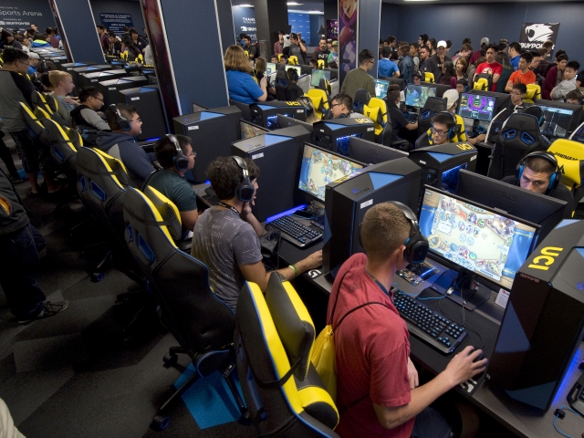 The top five esports college programs